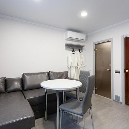 Aparthotel Sumskaya Apartments Kiev Dış mekan fotoğraf